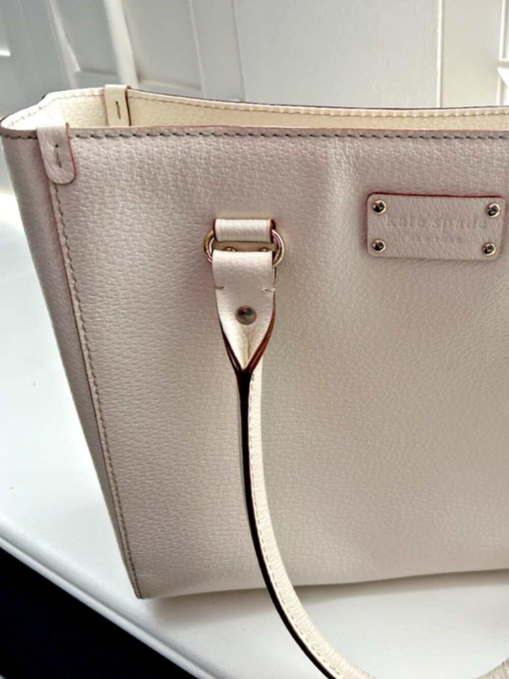 Kate Spade Leather Wellesley Quinn Cream Off White Tote Top Handle Bag Gold
